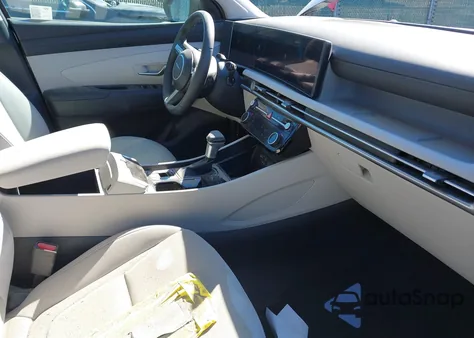 2025 Hyundai Tucson Sel Convenience z USA, uszkodzony, nr VIN 3KMJCCDE9SE009323